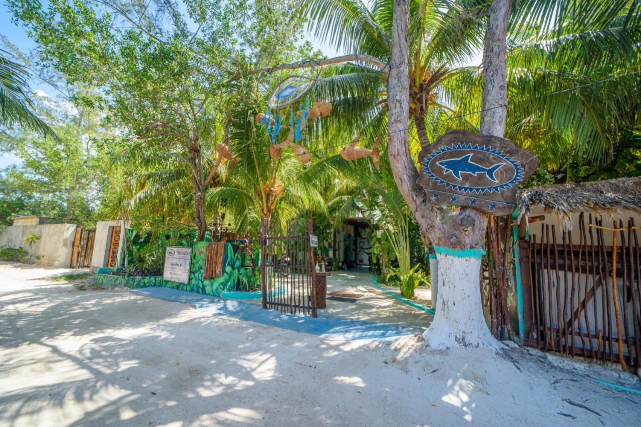 Hotel Villas Tiburon Isla Holbox Buitenkant foto